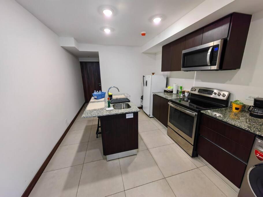 1102 Torre Los Yoses Hermoso Apartamento En Barrio Escalante Sin Parqueo San Jose  Ngoại thất bức ảnh