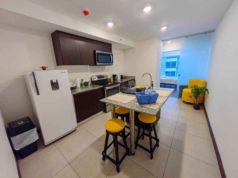 1102 Torre Los Yoses Hermoso Apartamento En Barrio Escalante Sin Parqueo San Jose  Ngoại thất bức ảnh