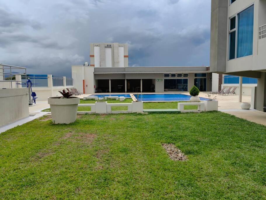1102 Torre Los Yoses Hermoso Apartamento En Barrio Escalante Sin Parqueo San Jose  Ngoại thất bức ảnh